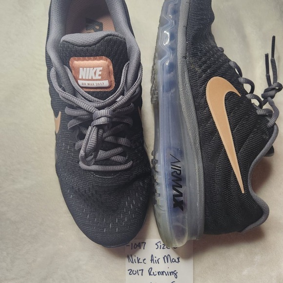 Nike Air Max Running shoes - Picture 3 of 4